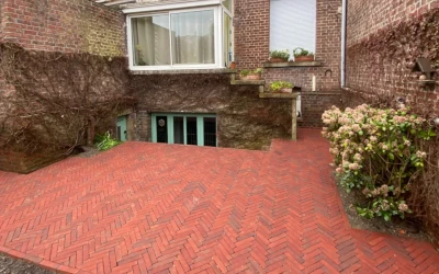 Réalisation d’une terrasse en brique en pose chevron