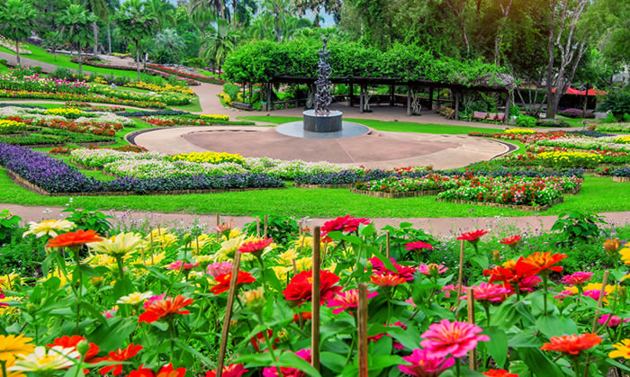 Enrobé Orchies / Pavage Orchies – Rénovation d’une cour en enrobé rouge et pavés du Nord.