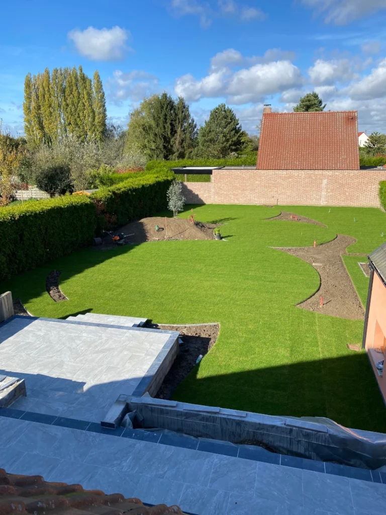 Paysagiste Ostricourt – Rénovation complète d’un jardin résidentiel